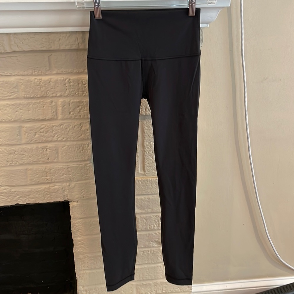 Lululemon Wunder Train High-Rise Tight